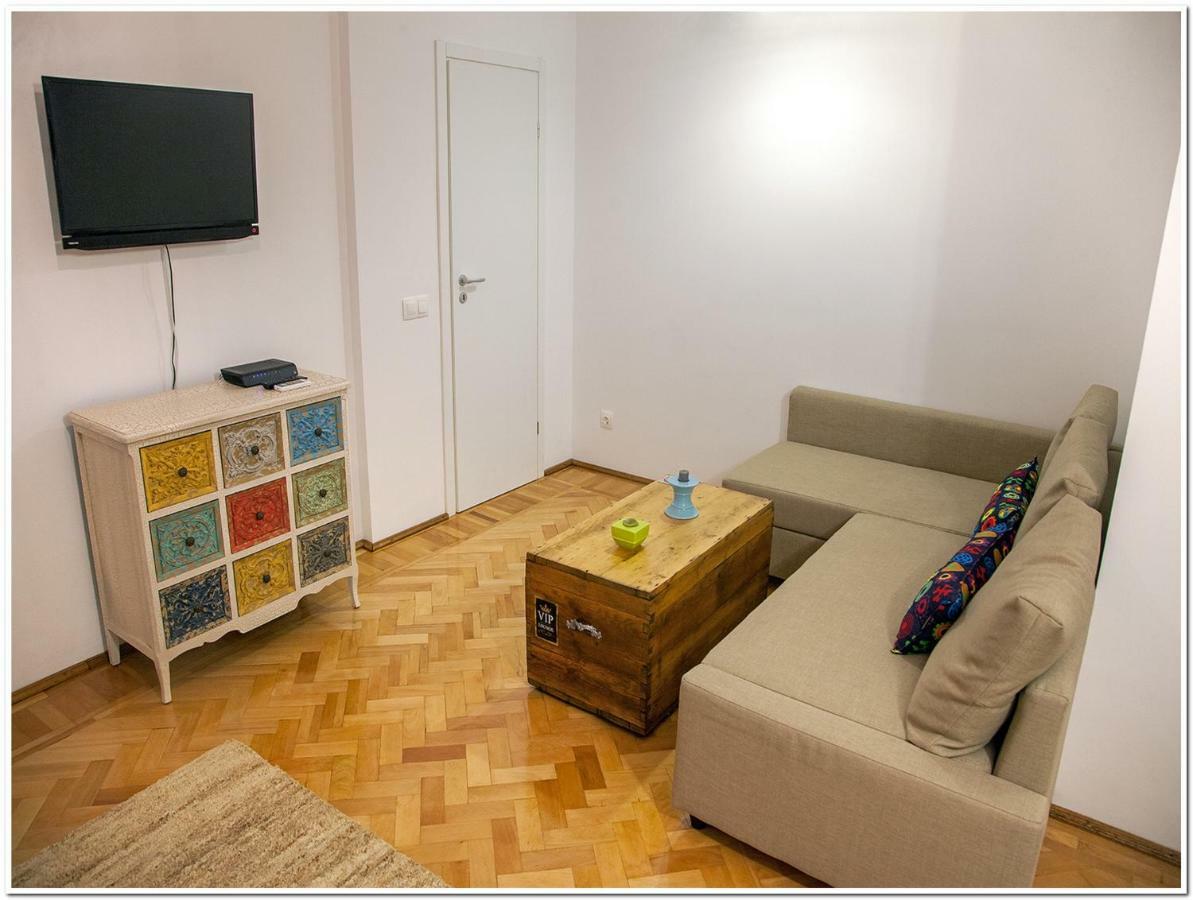 Skyview Old Town Apartment Бухарест Экстерьер фото