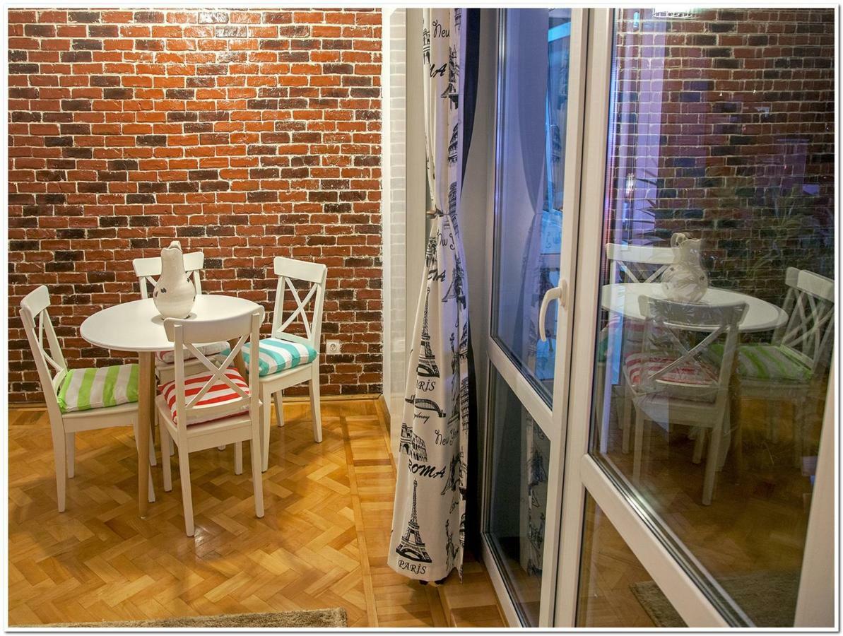 Skyview Old Town Apartment Бухарест Экстерьер фото