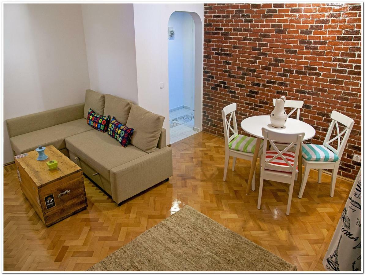 Skyview Old Town Apartment Бухарест Экстерьер фото