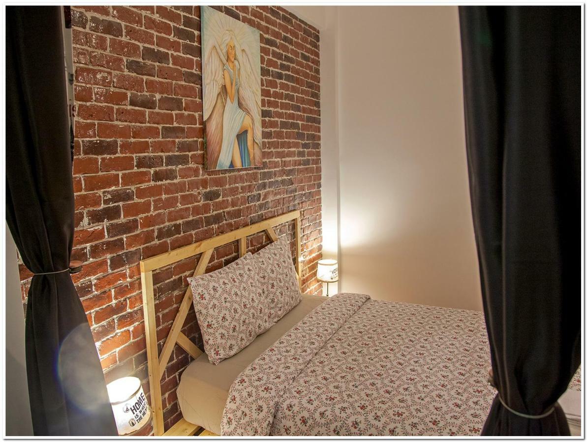 Skyview Old Town Apartment Бухарест Экстерьер фото